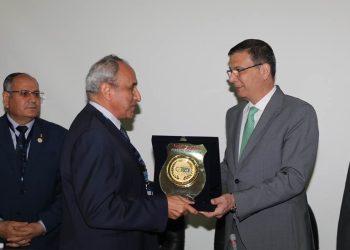 أيمن أبوحديد