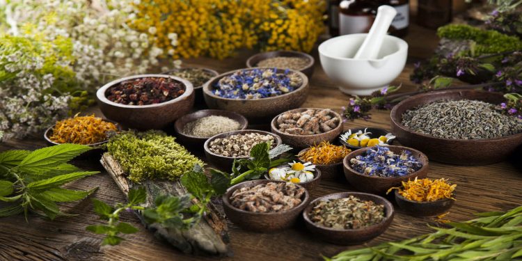 مخاطر الوصفات الشعبية للتجميل