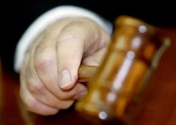 كم راتب القاضي في الكويت