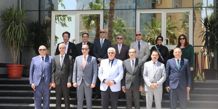 الجامعات الأهلية .. عاشور: 12 منشأة تمثل رافد لتطوير التعليم الجامعي الجامعات الأهلية