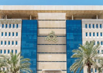 الموظفين العالقين خارج الكويت