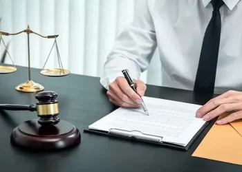 استشارات قانونية مجانية