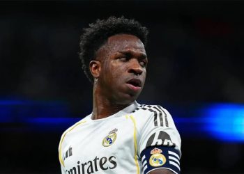 فينيسيوس جونيور أمام خيارين حاسمين مستقبله مع ريال مدريد